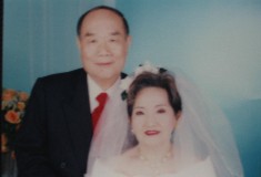 Romantic wedding photo of grandma Yang at her golden wedding