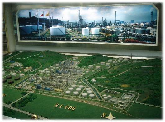 The picture above is the 1:600 miniature of Taoyuan Oil Refinery