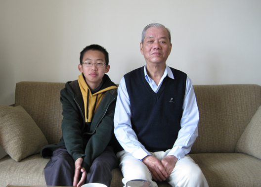 Grandpa Jia and Jia Weixuan